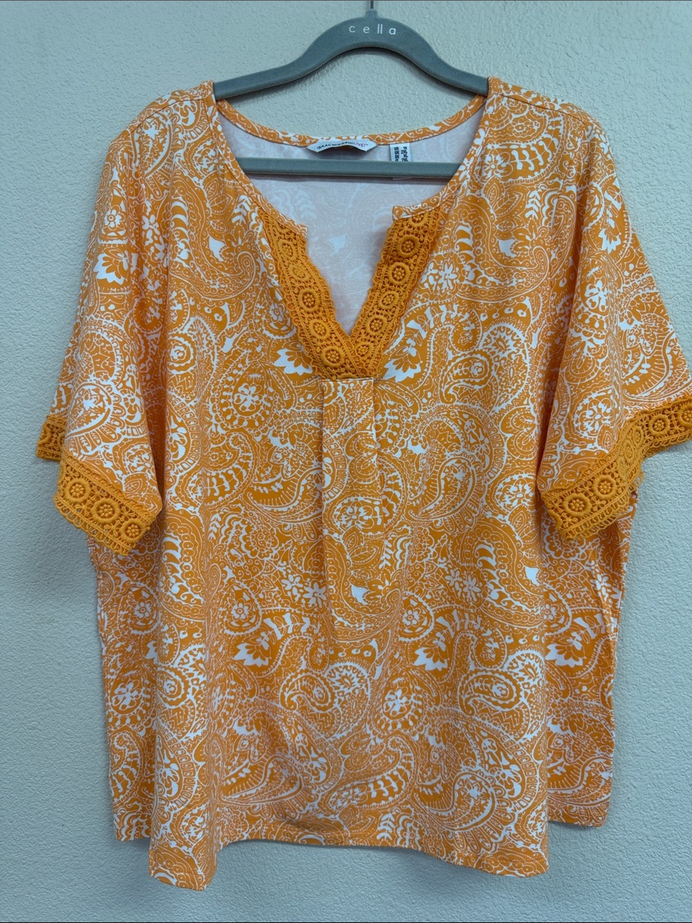 Isaac Mizrahi Printed Elbow Sleeve Top  Crochet Trim NWT Women’s Size 1X Orange